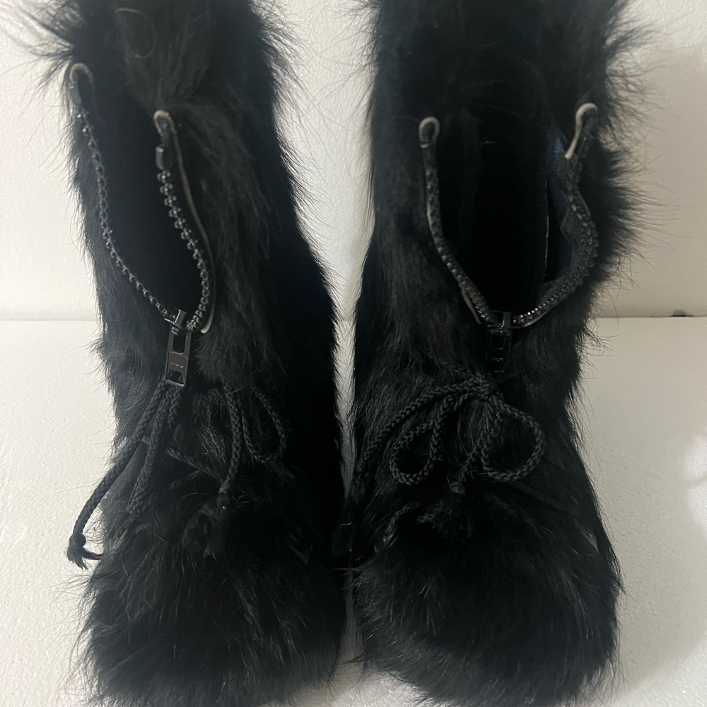 Black Beaver fur boots - Front zipper - Standard Nakiuk
Unisex
